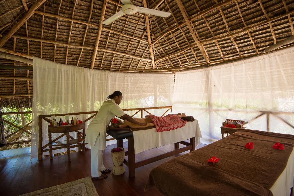 Konokono Beach Resort And Isaraya Luxury Overwater Villas Michamvi Eksteriør bilde